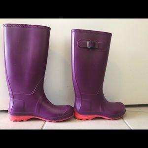 Water boots